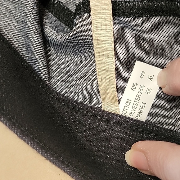 Yelete Size XL Black Skinnies Jeggings, Gently Used Condition - Picture 4 of 11